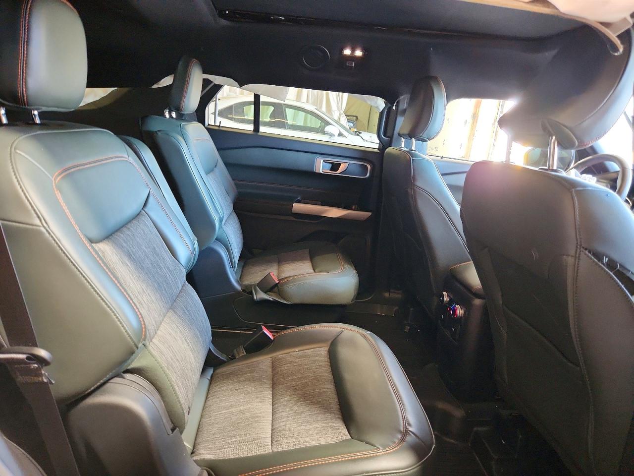2024 FORD EXPLORER