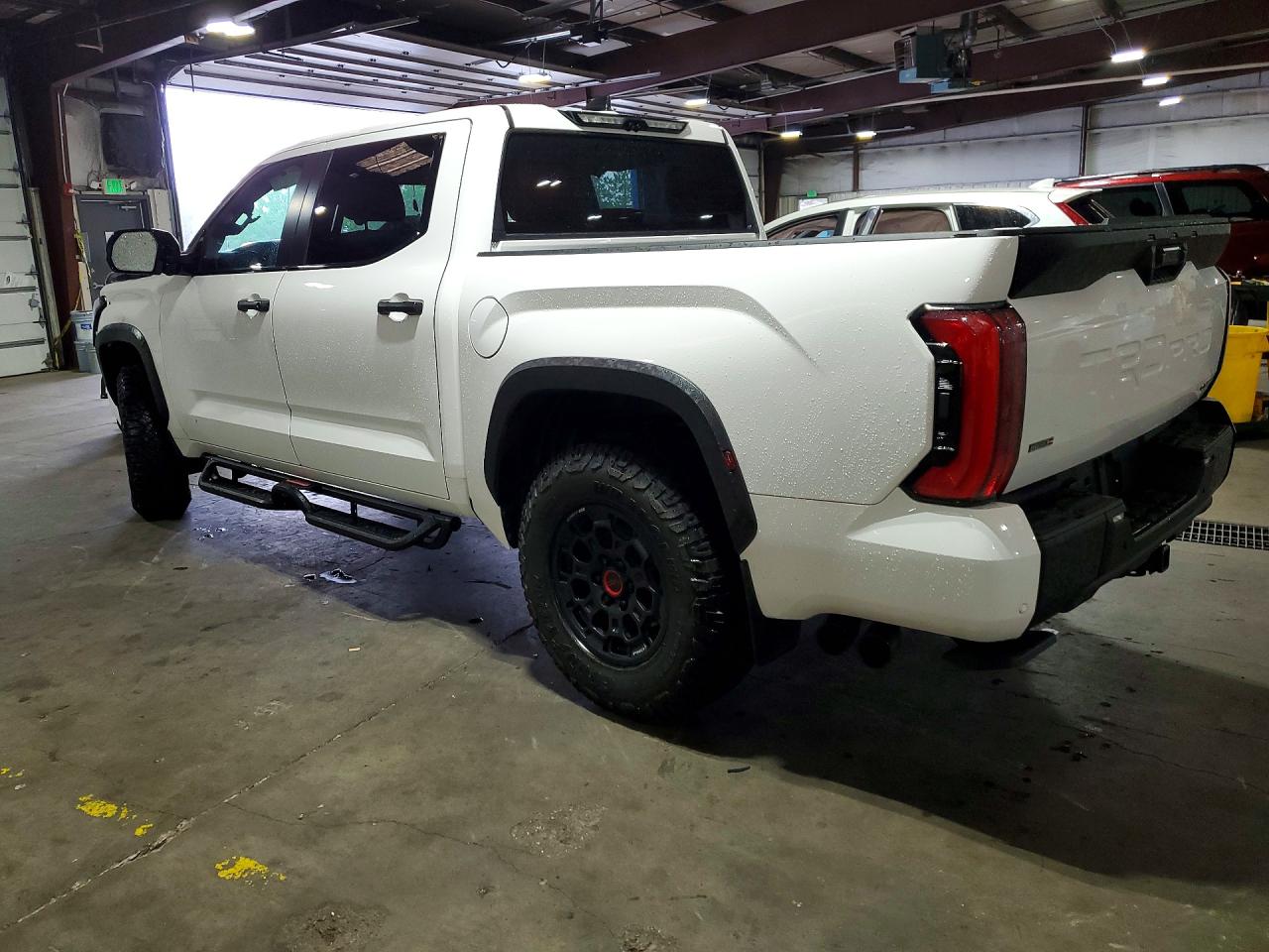 2025 TOYOTA TUNDRA