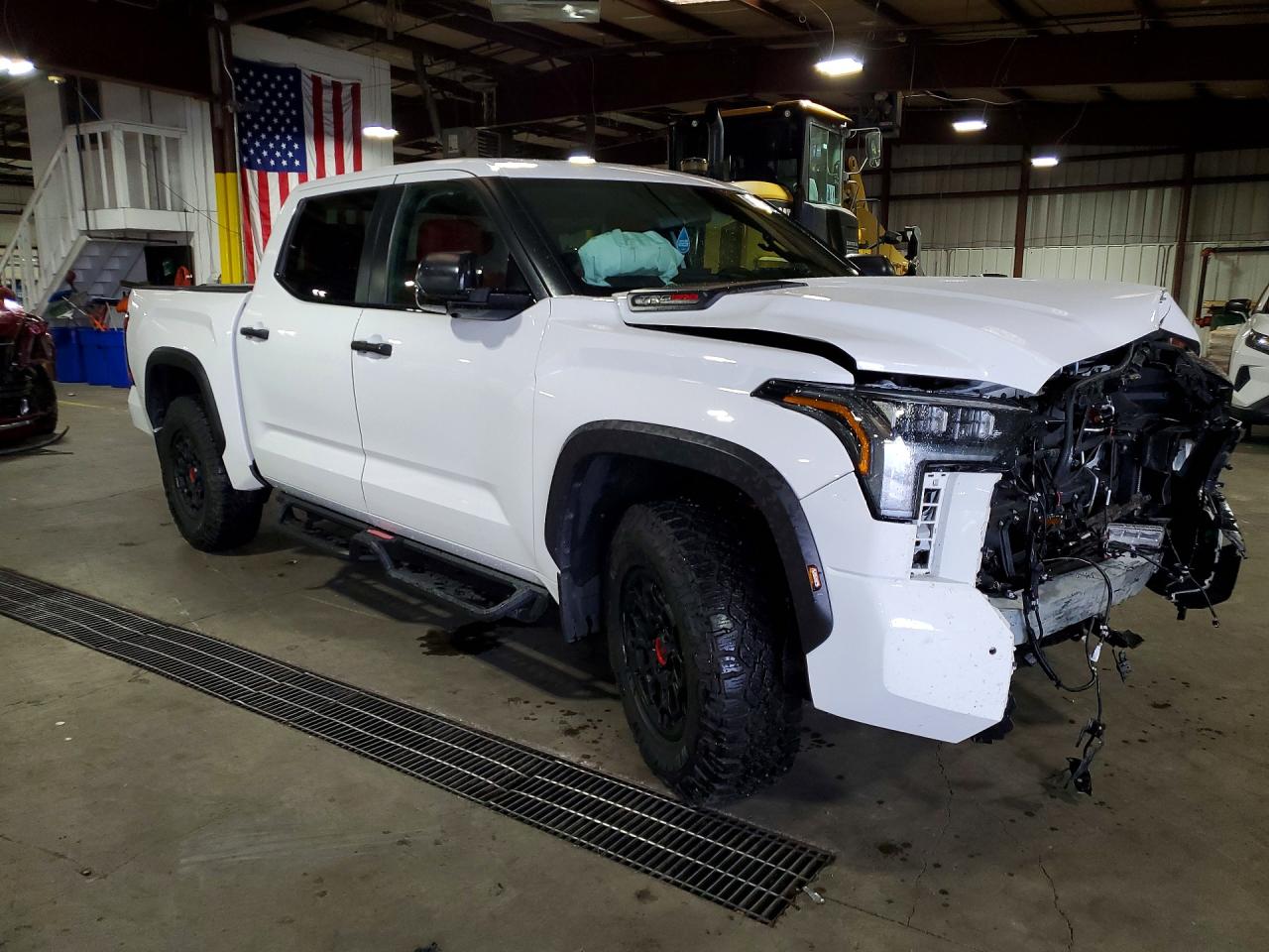 2025 TOYOTA TUNDRA