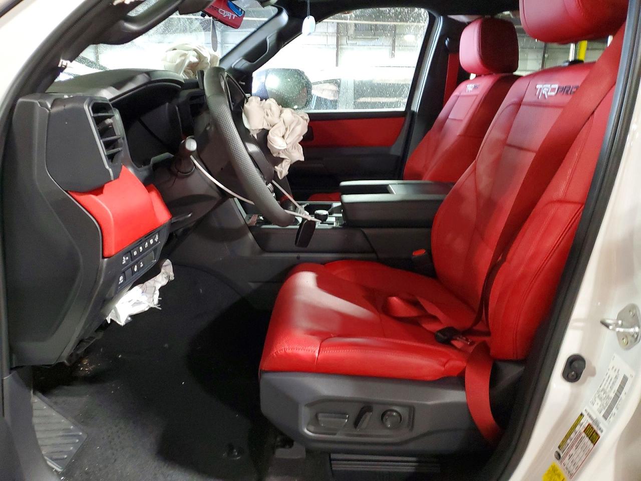 2025 TOYOTA TUNDRA