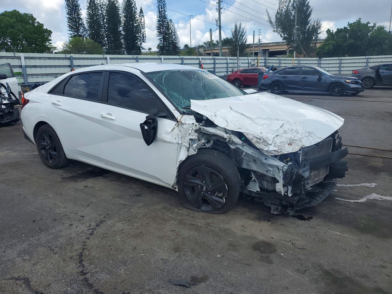 2023 HYUNDAI ELANTRA