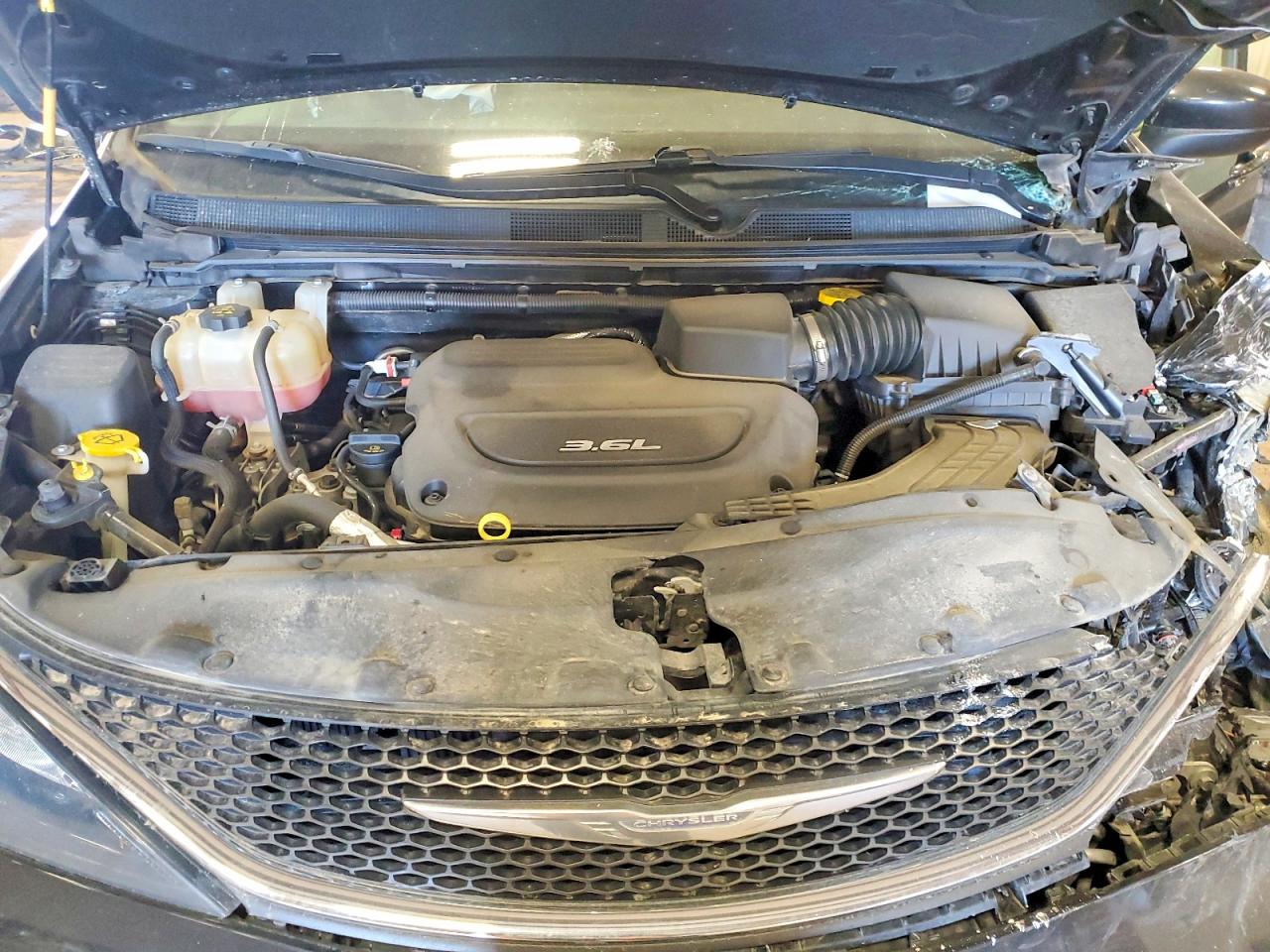 2017 CHRYSLER PACIFICA