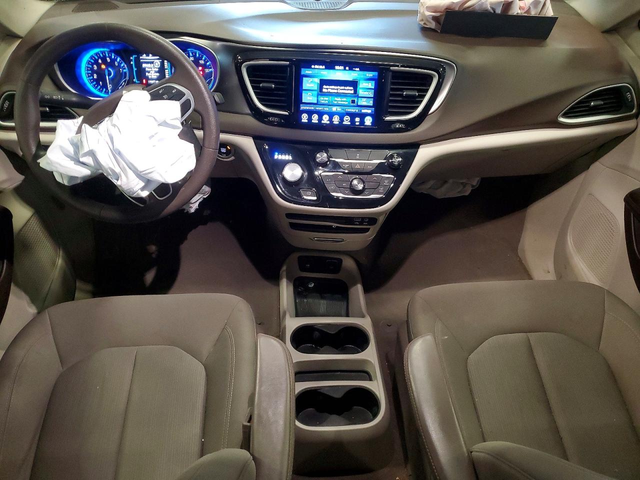 2017 CHRYSLER PACIFICA