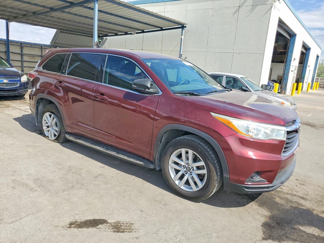2016 TOYOTA HIGHLANDER