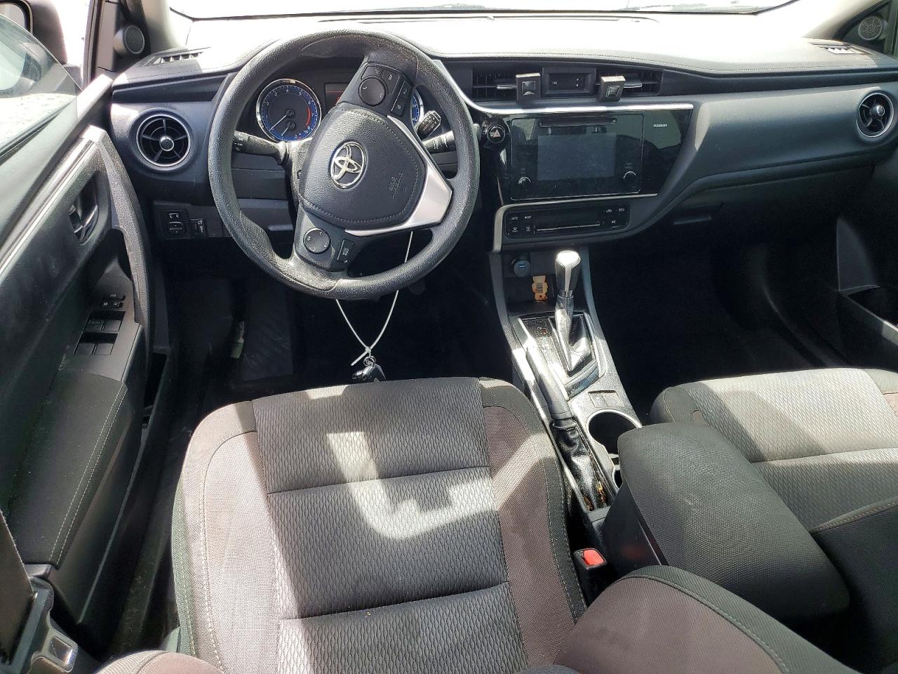 2017 TOYOTA COROLLA