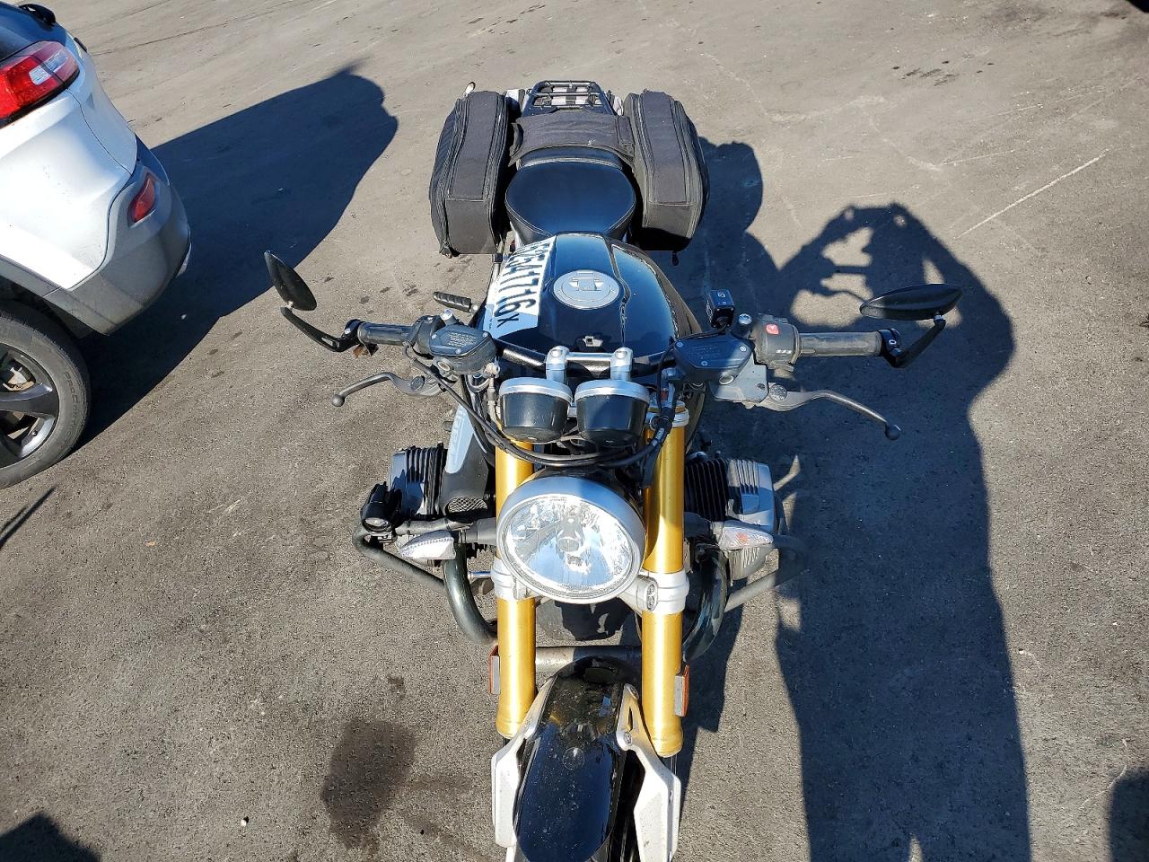 2019 BMW R