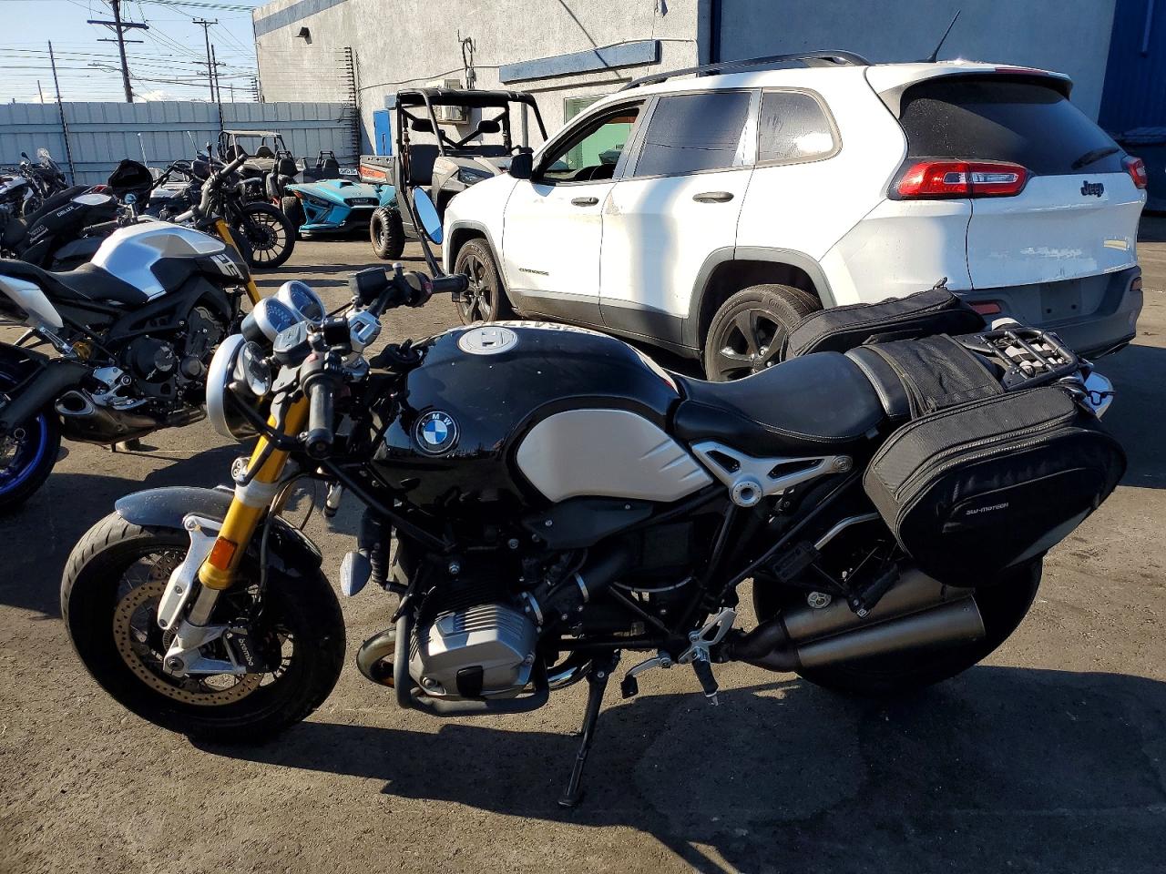 2019 BMW R