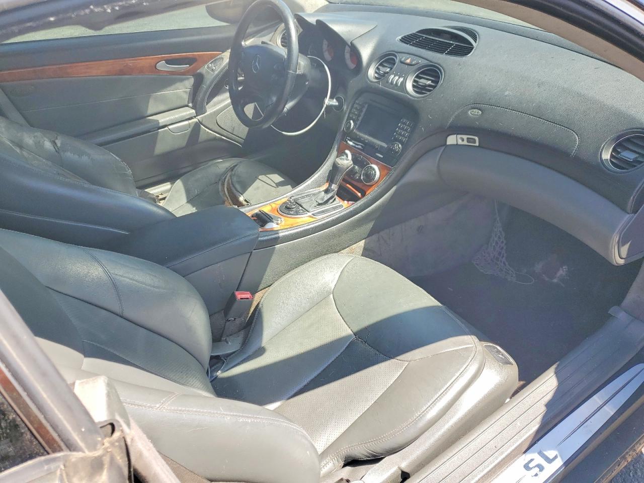 2006 MERCEDES-BENZ SL-CLASS