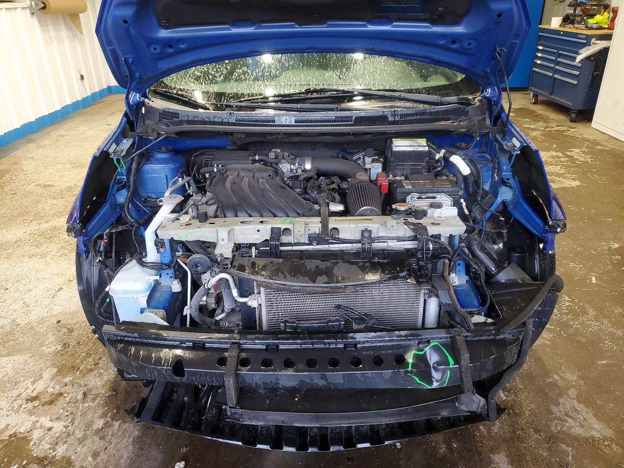 2015 NISSAN VERSA
