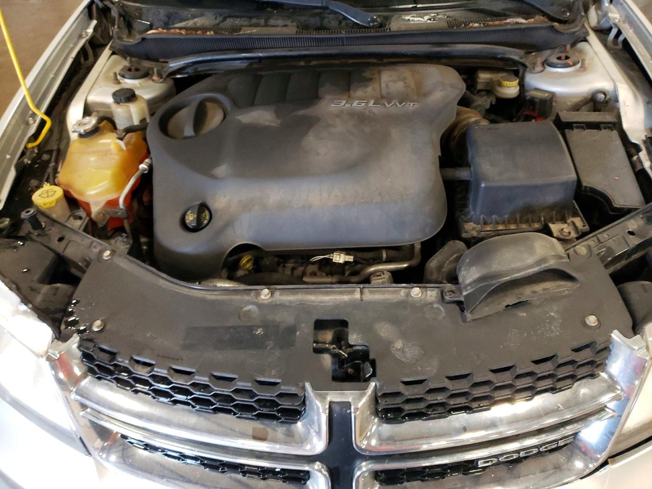 2011 DODGE AVENGER