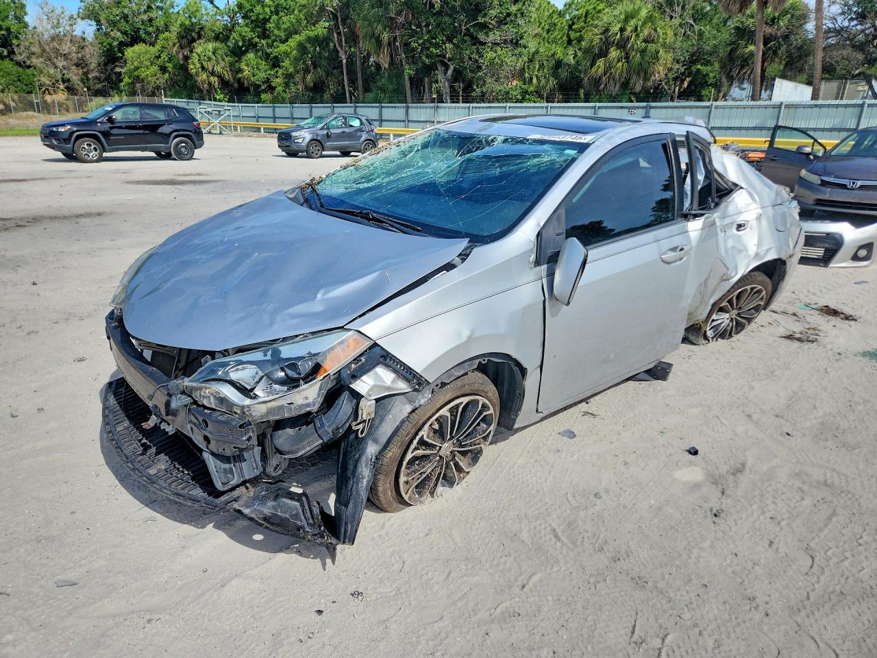 2016 TOYOTA COROLLA