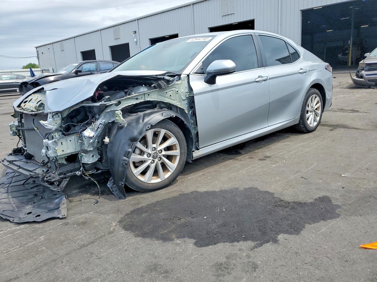2023 TOYOTA CAMRY