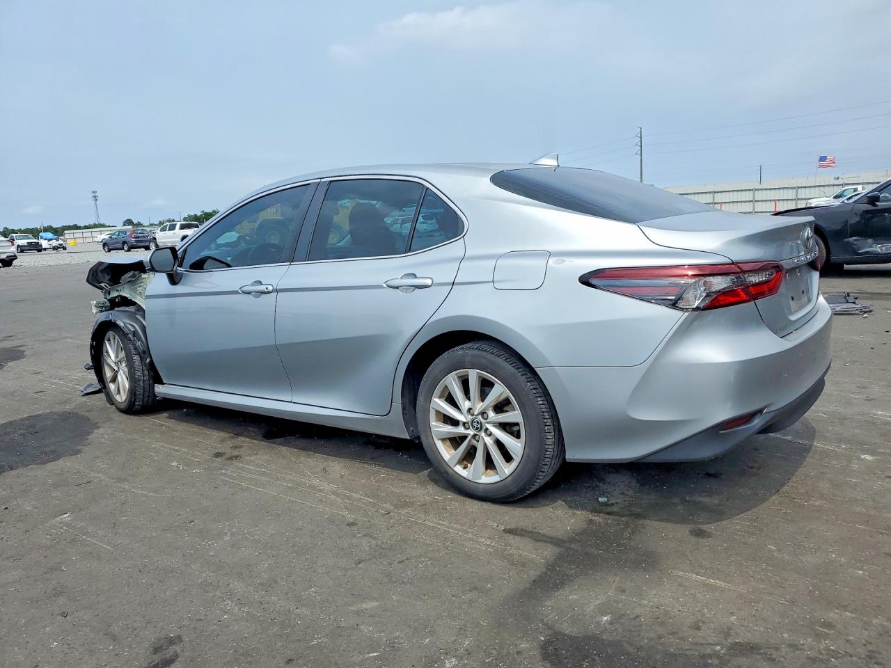 2023 TOYOTA CAMRY