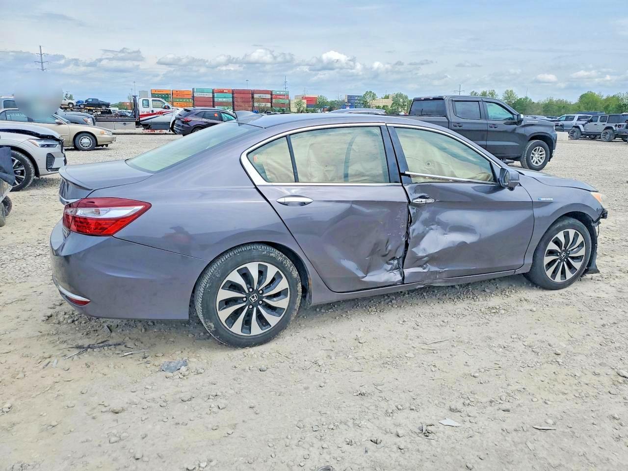 2017 HONDA ACCORD