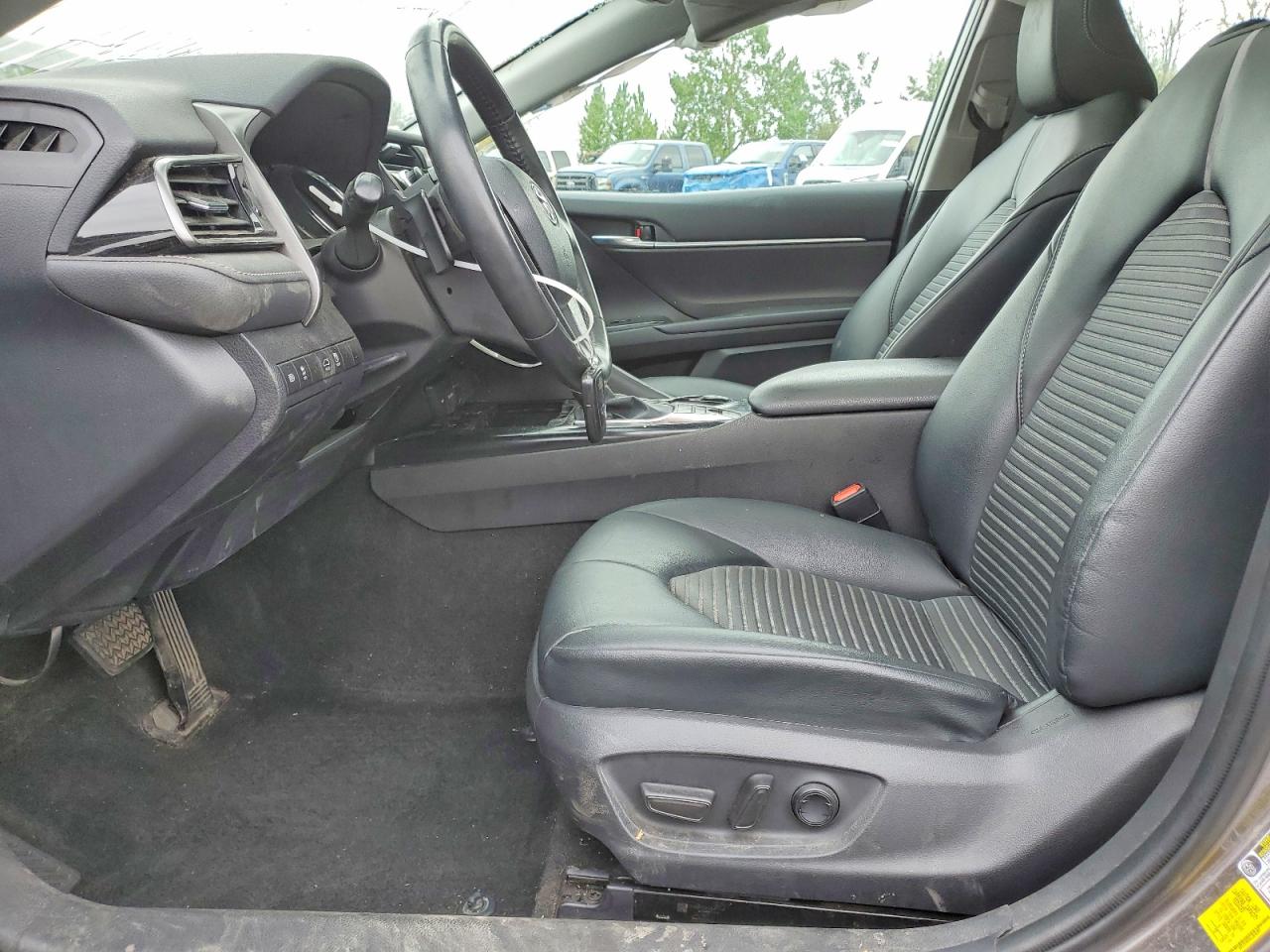 2020 TOYOTA CAMRY SOLA