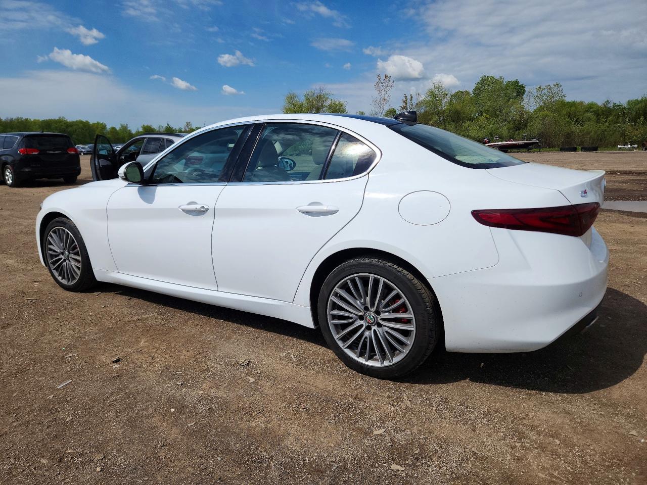 2021 ALFA ROMEO GIULIA