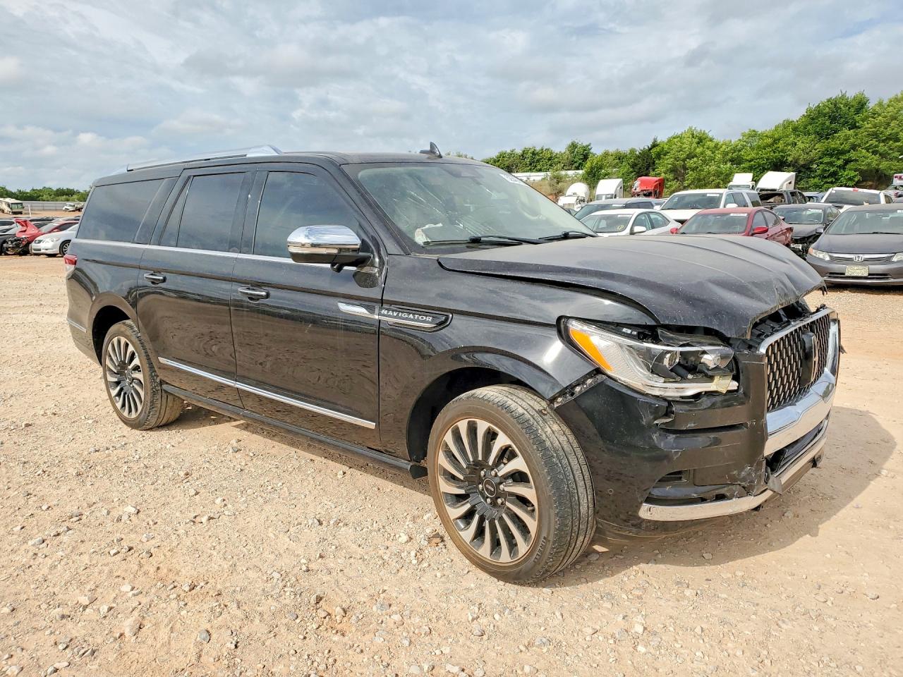 2022 LINCOLN NAVIGATOR