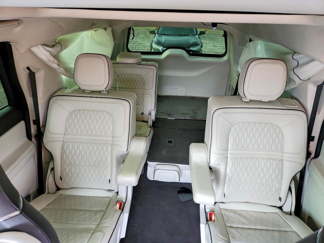 2022 LINCOLN NAVIGATOR