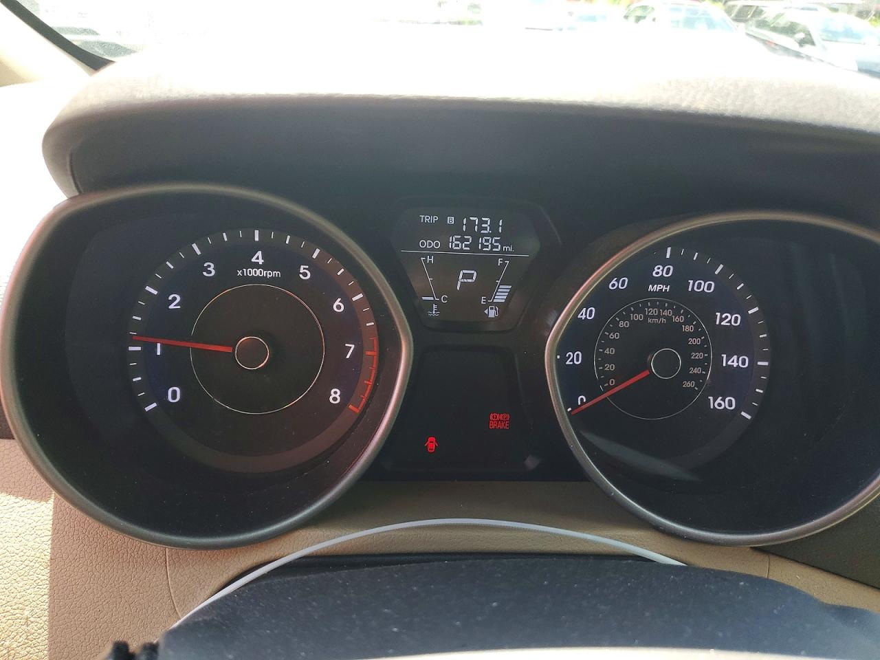 2013 HYUNDAI ELANTRA