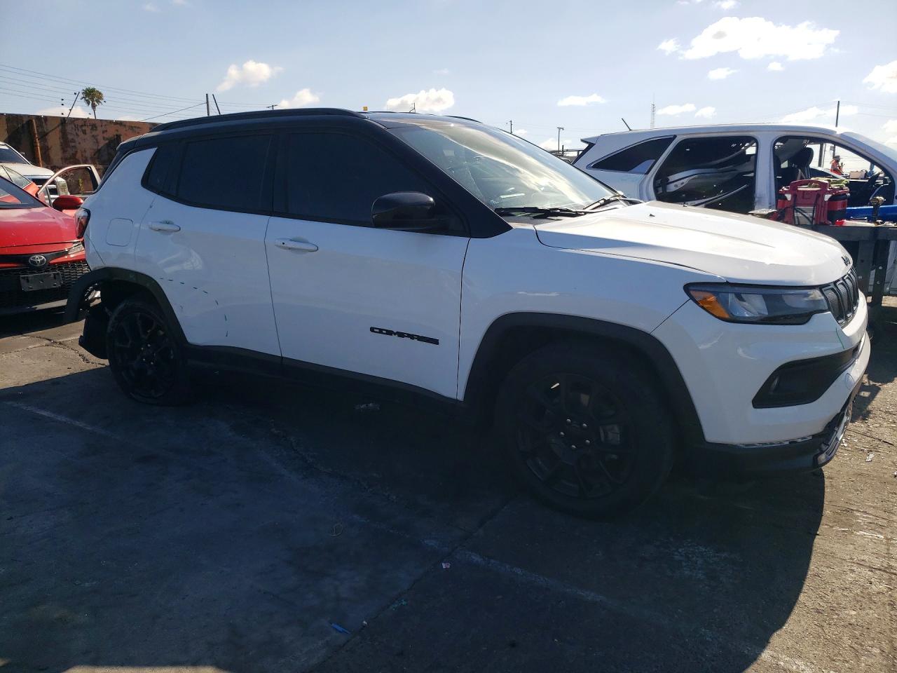 2022 JEEP COMPASS