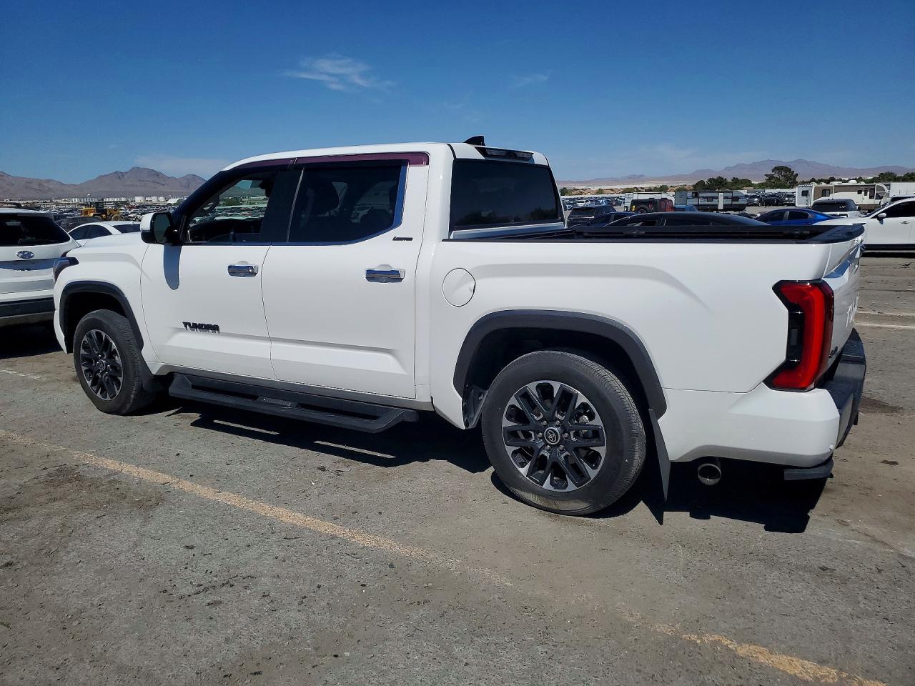 2023 TOYOTA TUNDRA