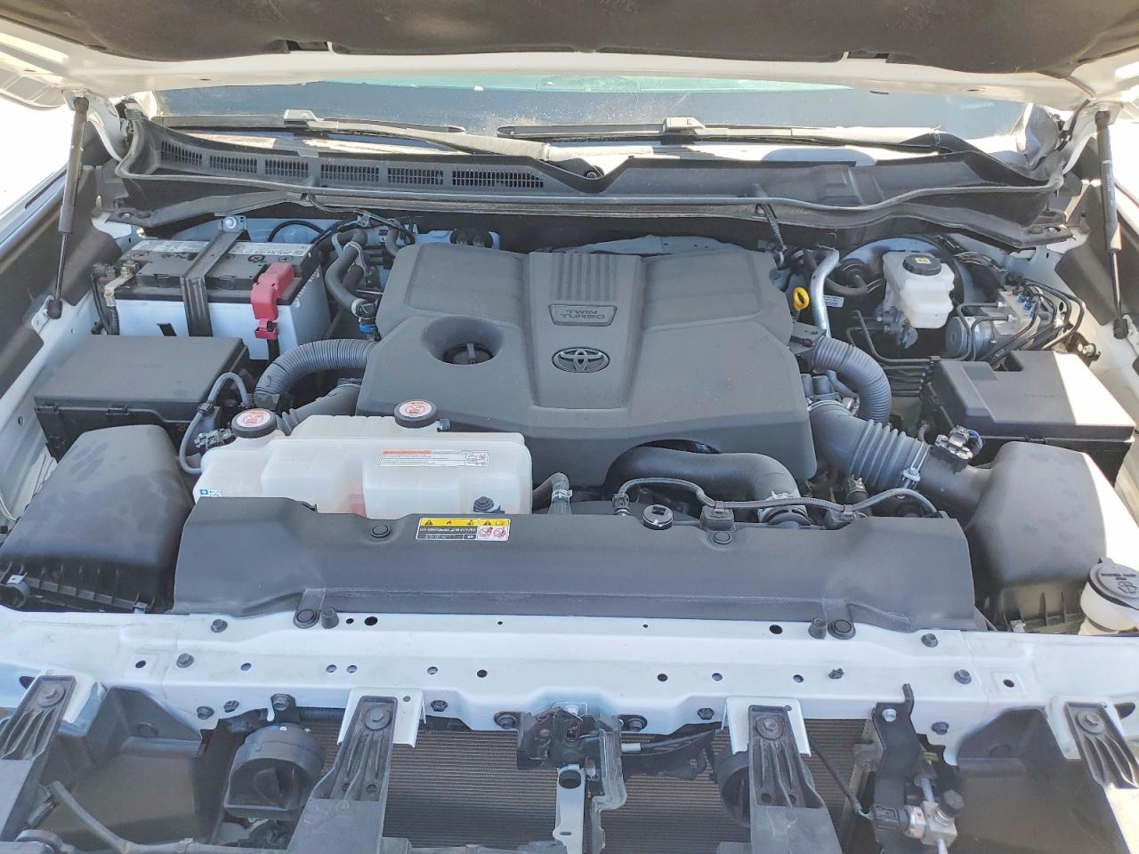 2023 TOYOTA TUNDRA