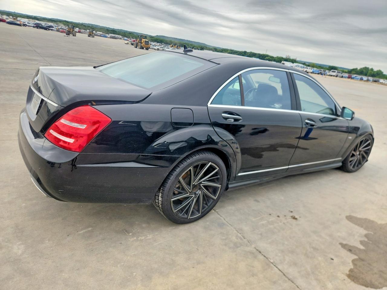2012 MERCEDES-BENZ S-CLASS