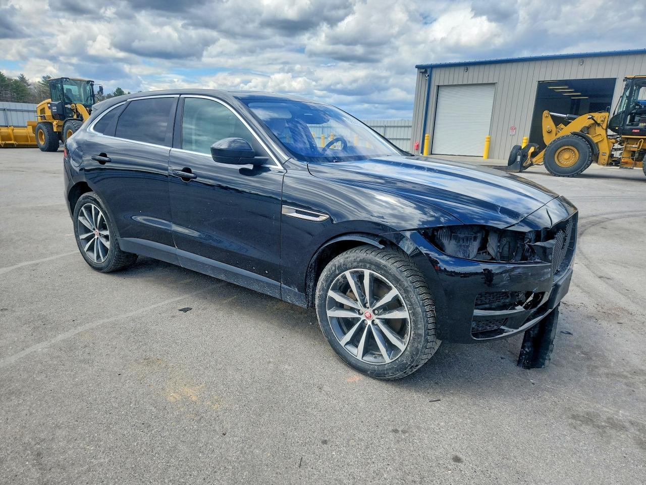 2017 JAGUAR F-PACE