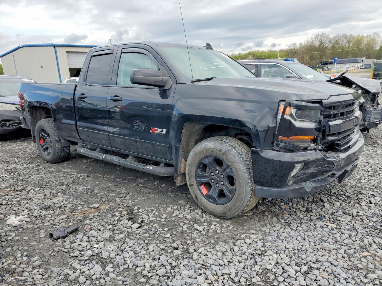 2017 CHEVROLET SILVERADO