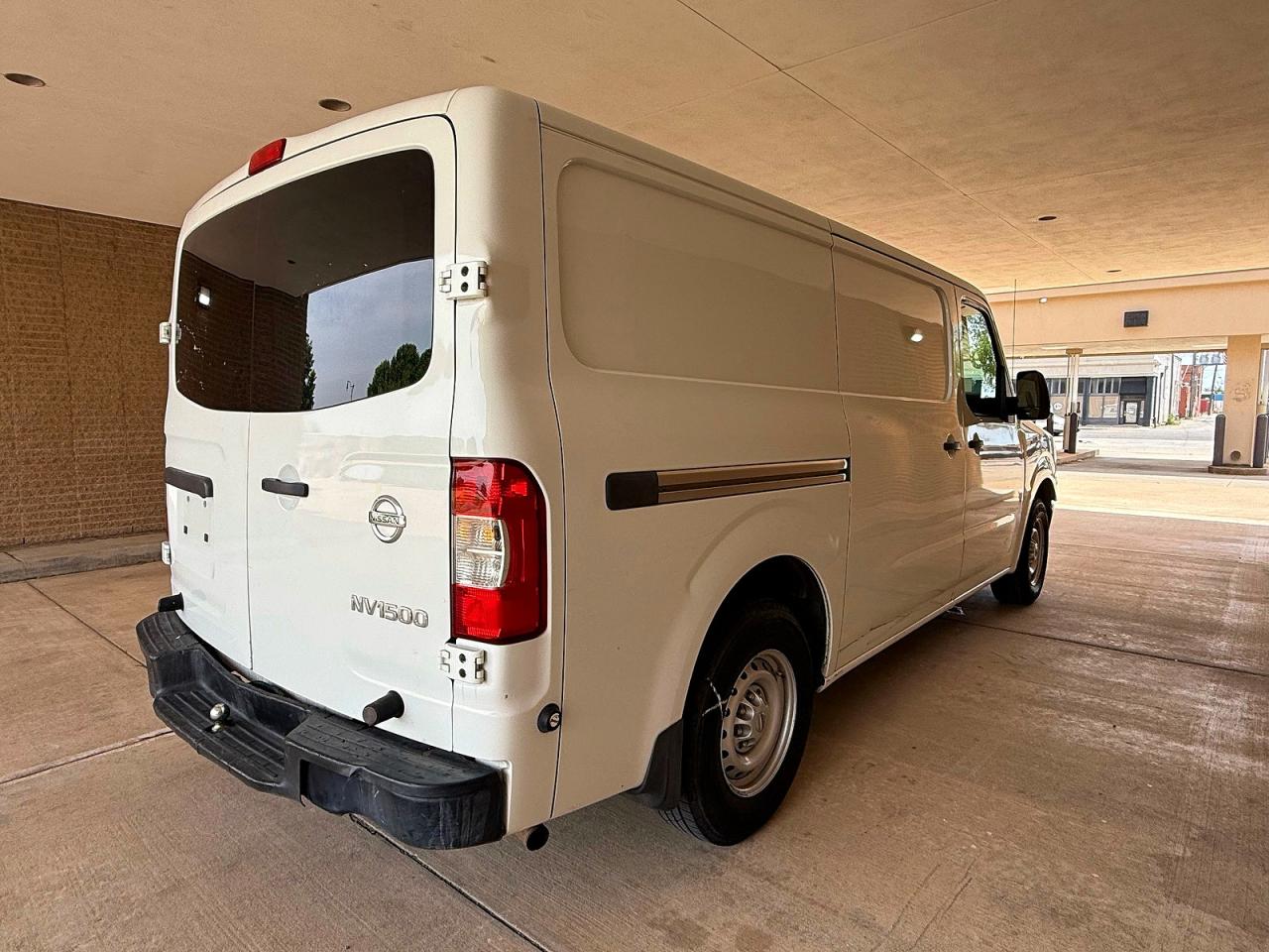 2018 NISSAN NV