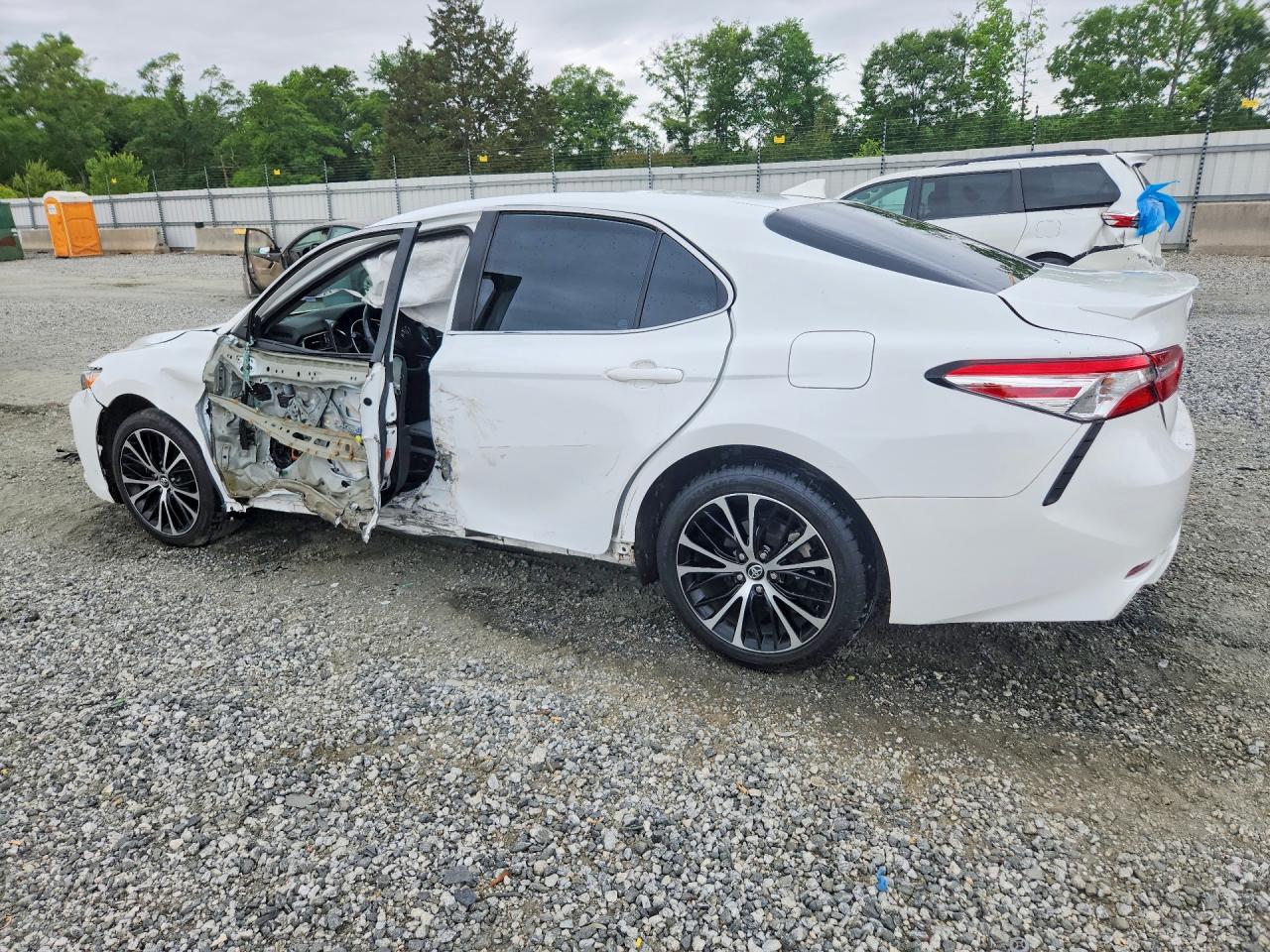 2020 TOYOTA CAMRY