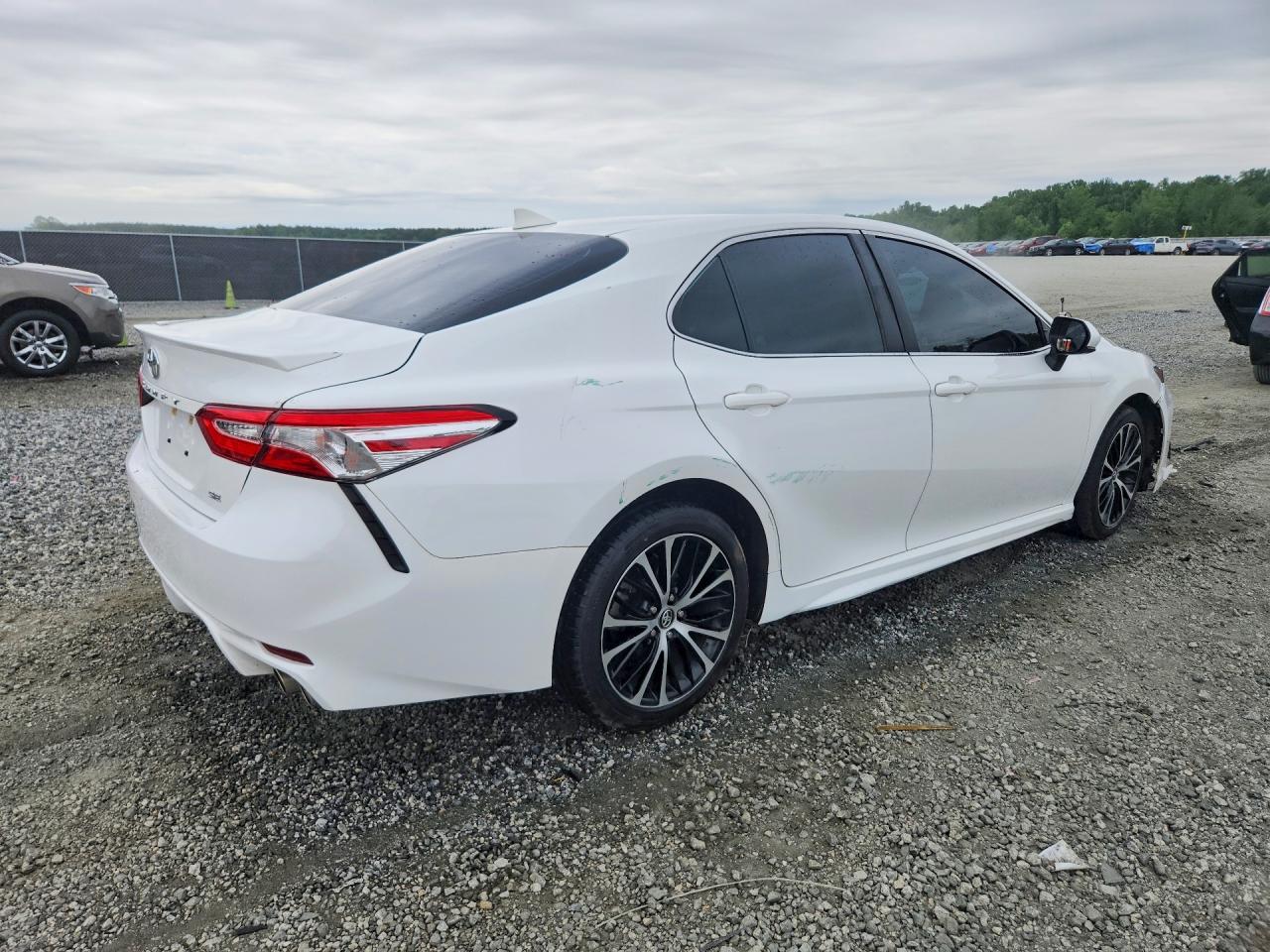 2020 TOYOTA CAMRY