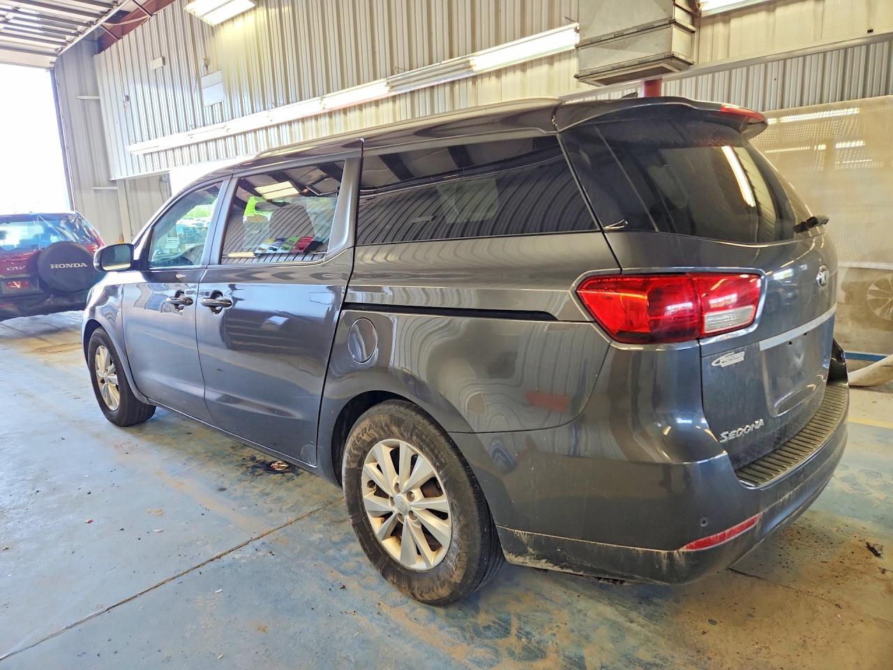2017 KIA SEDONA