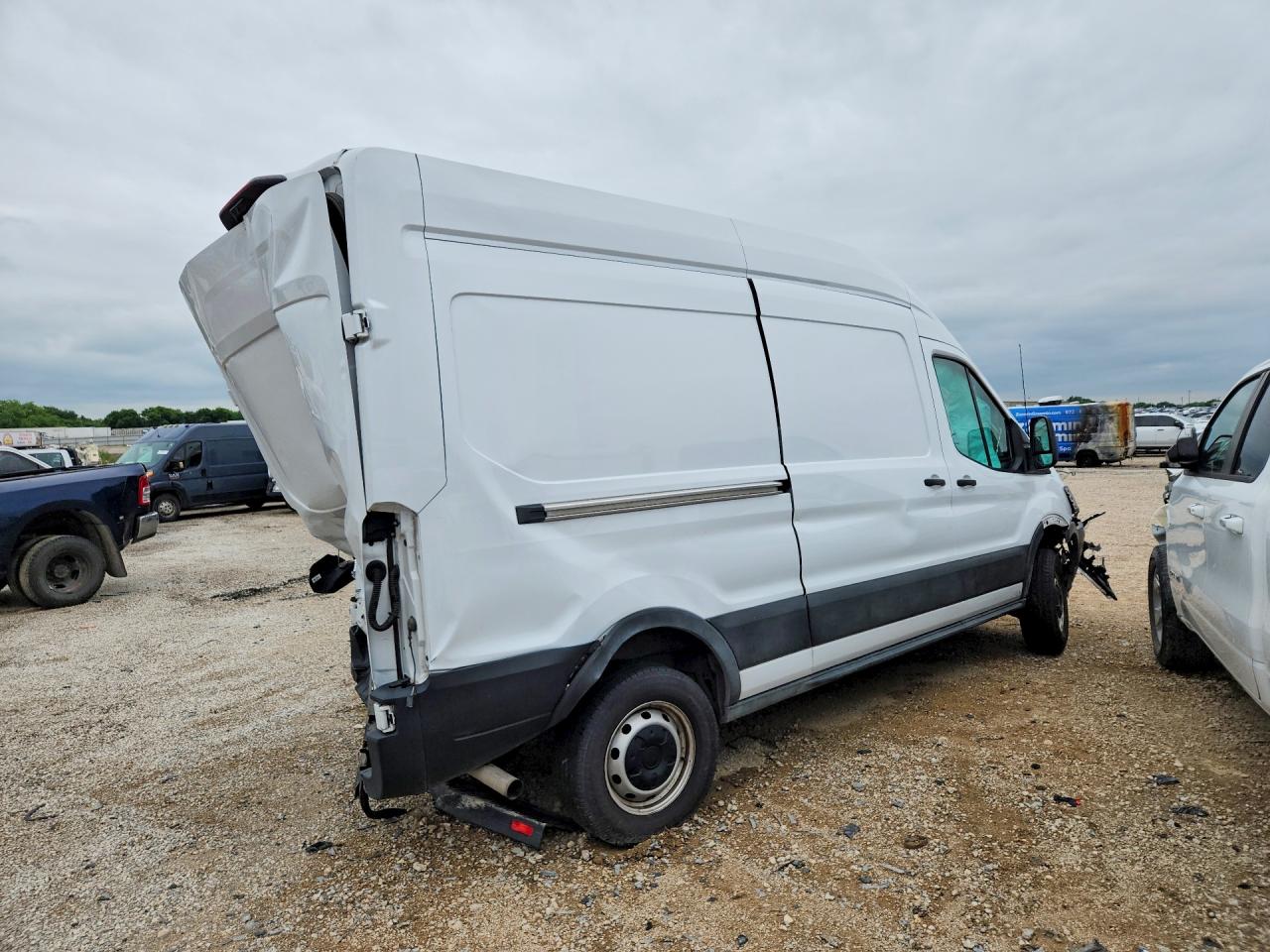 2023 FORD TRANSIT