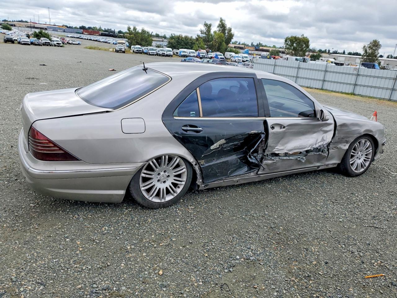2006 MERCEDES-BENZ S-CLASS