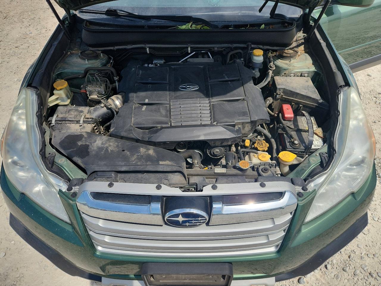 2013 SUBARU OUTBACK