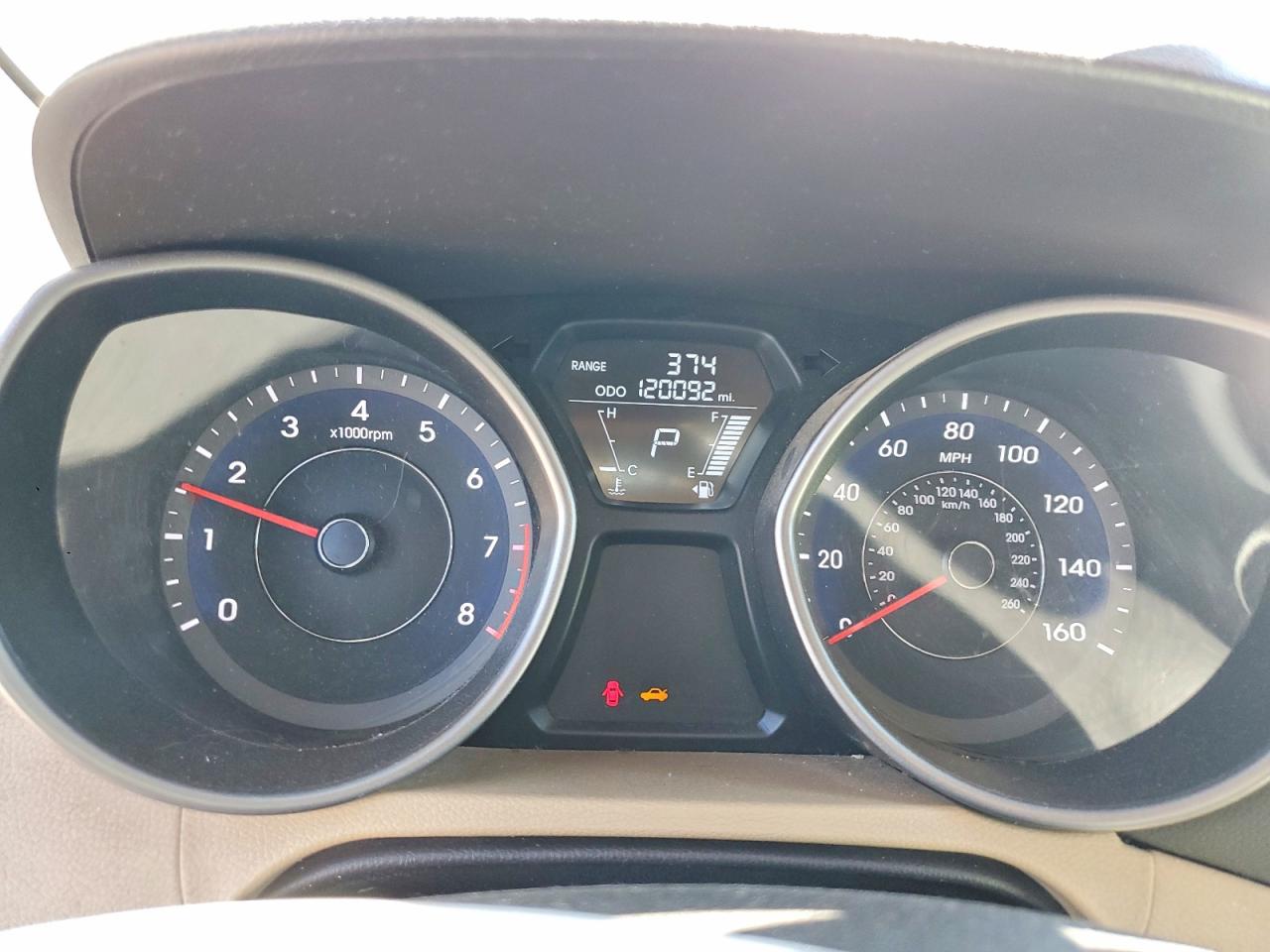 2013 HYUNDAI ELANTRA
