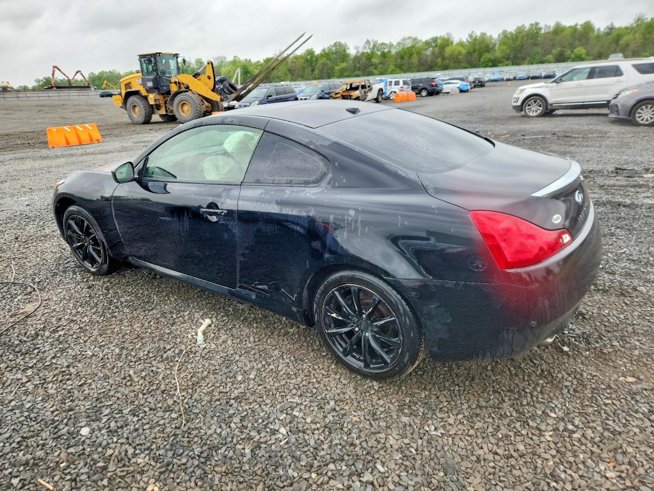 2013 INFINITI G37