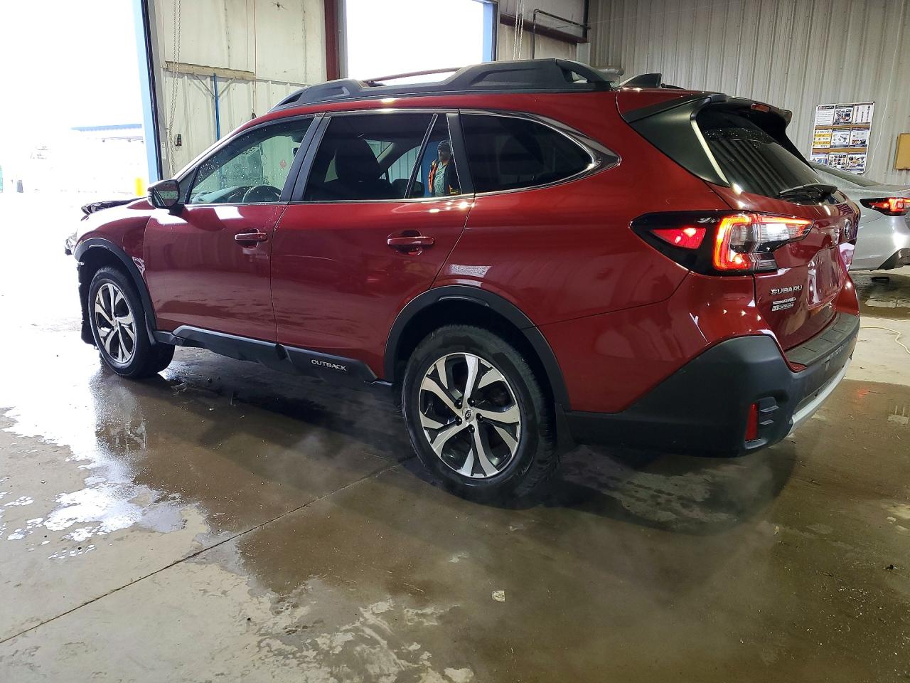 2022 SUBARU OUTBACK