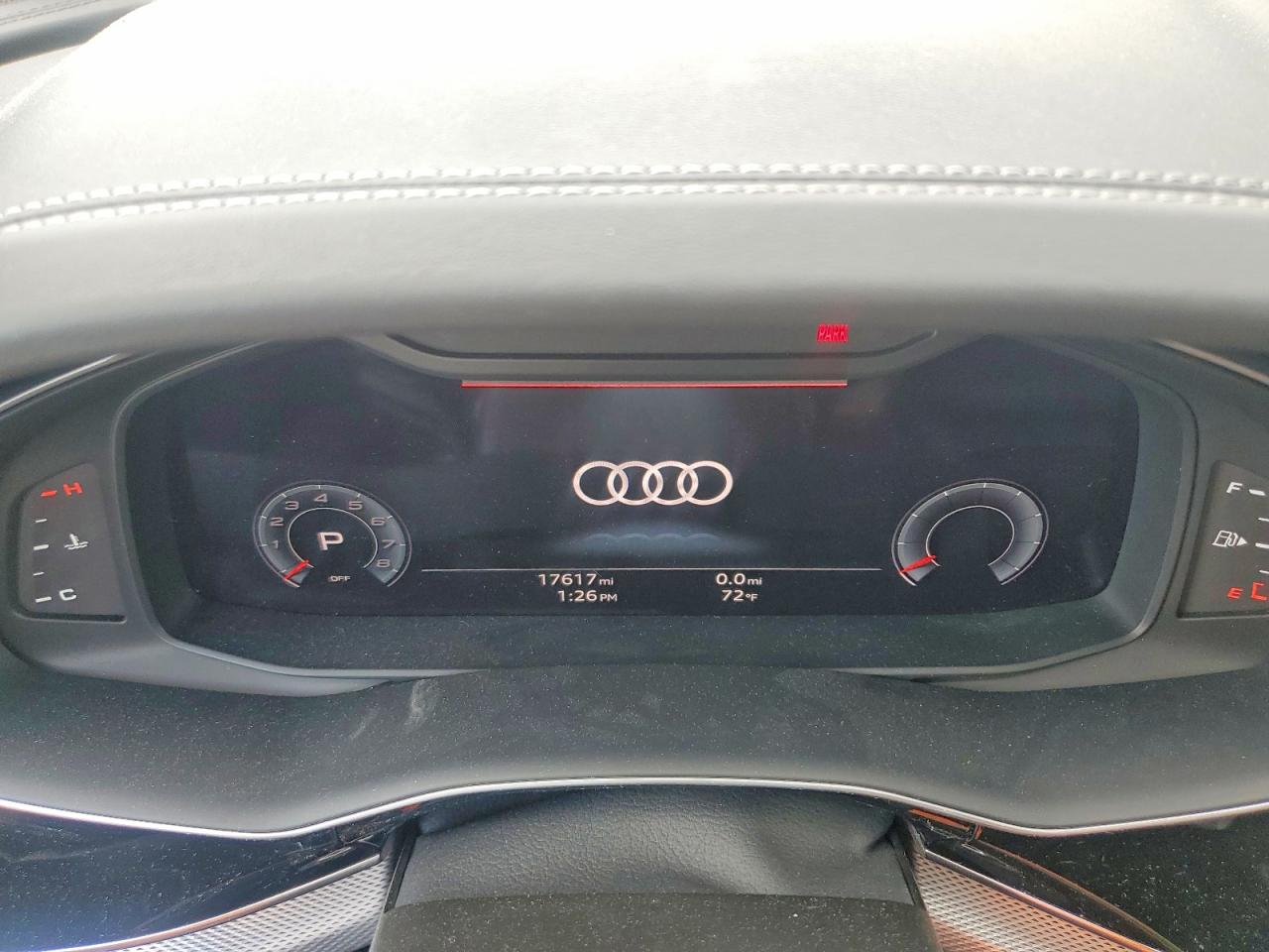 2022 AUDI SQ8