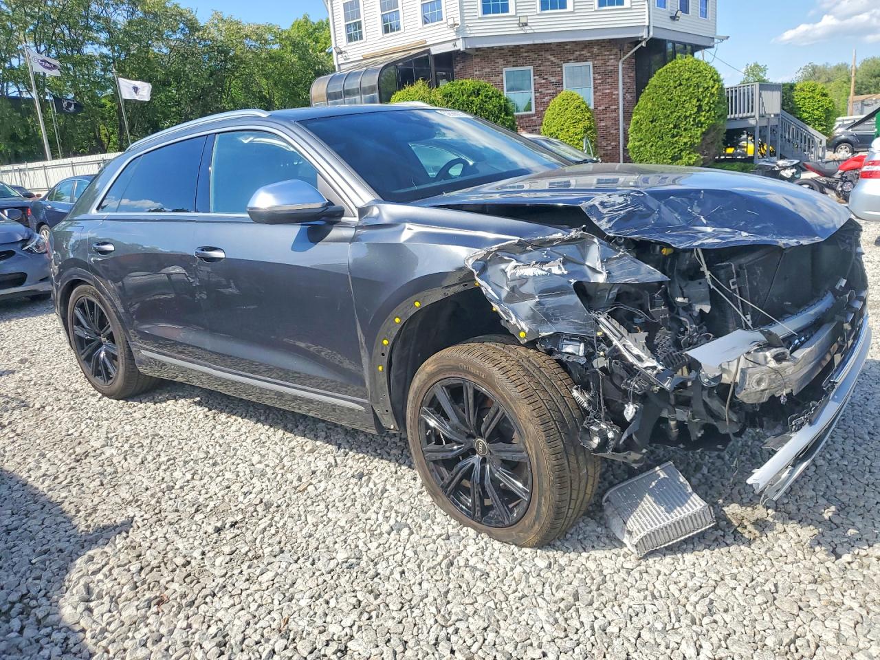 2022 AUDI SQ8