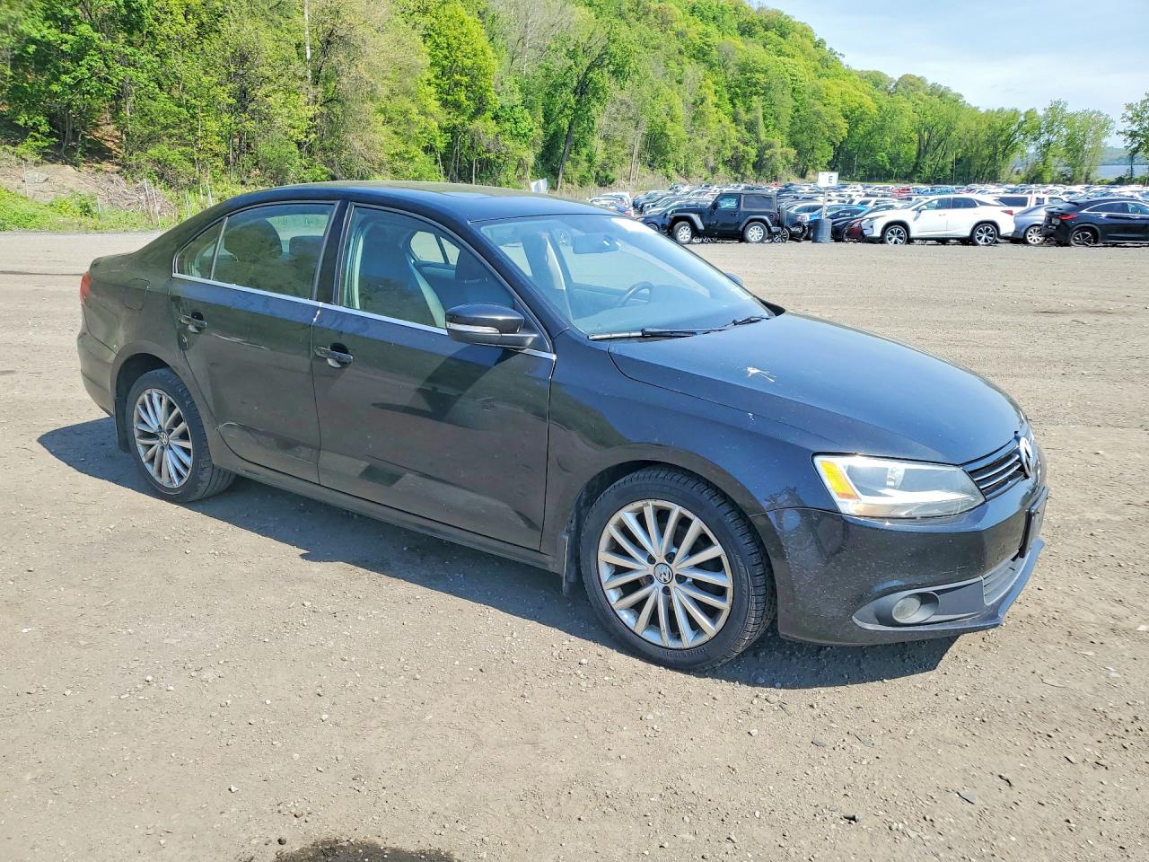 2011 VOLKSWAGEN JETTA