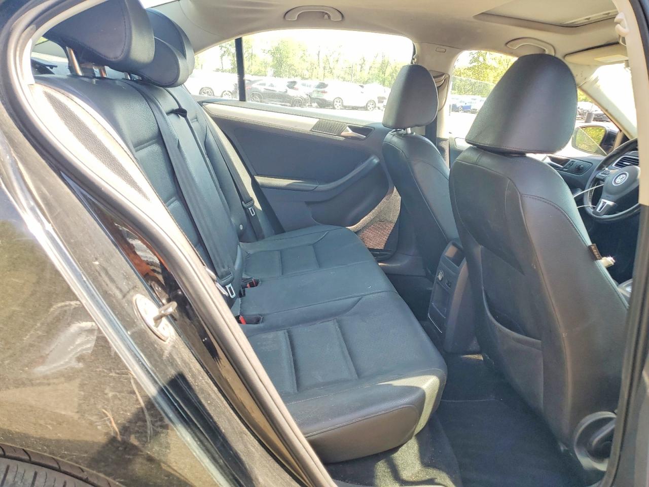 2011 VOLKSWAGEN JETTA