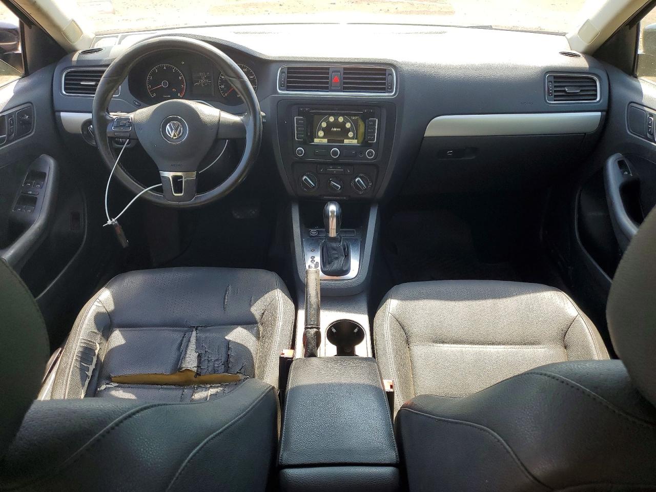 2011 VOLKSWAGEN JETTA