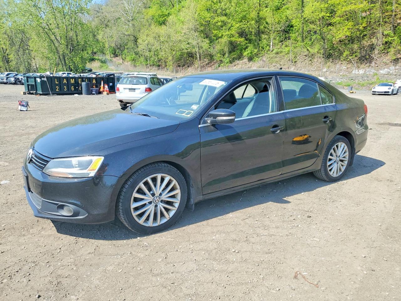 2011 VOLKSWAGEN JETTA