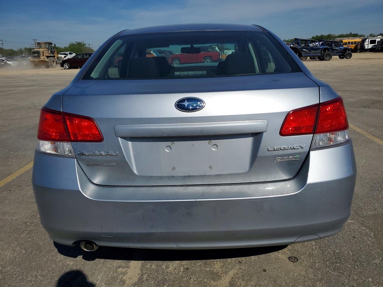 2013 SUBARU LEGACY