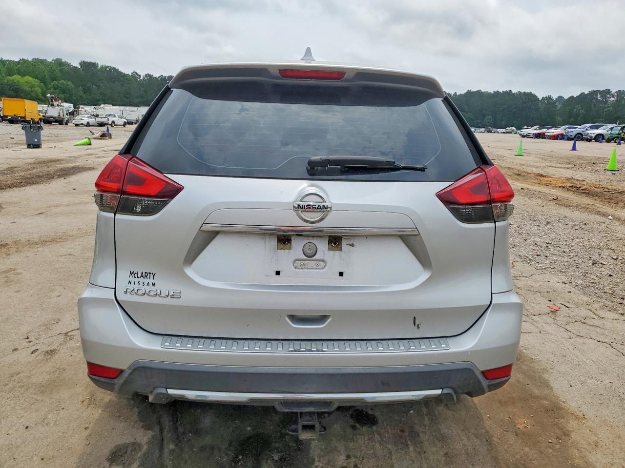 2018 NISSAN ROGUE