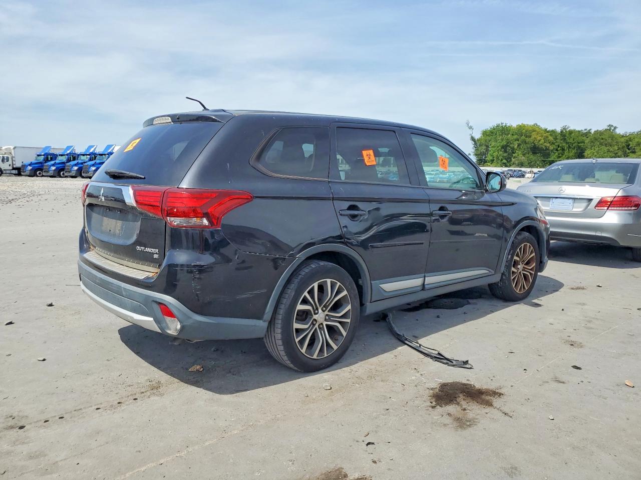 2016 MITSUBISHI OUTLANDER