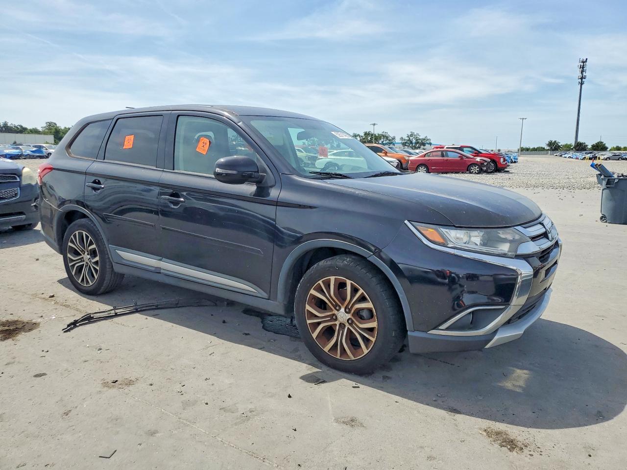 2016 MITSUBISHI OUTLANDER