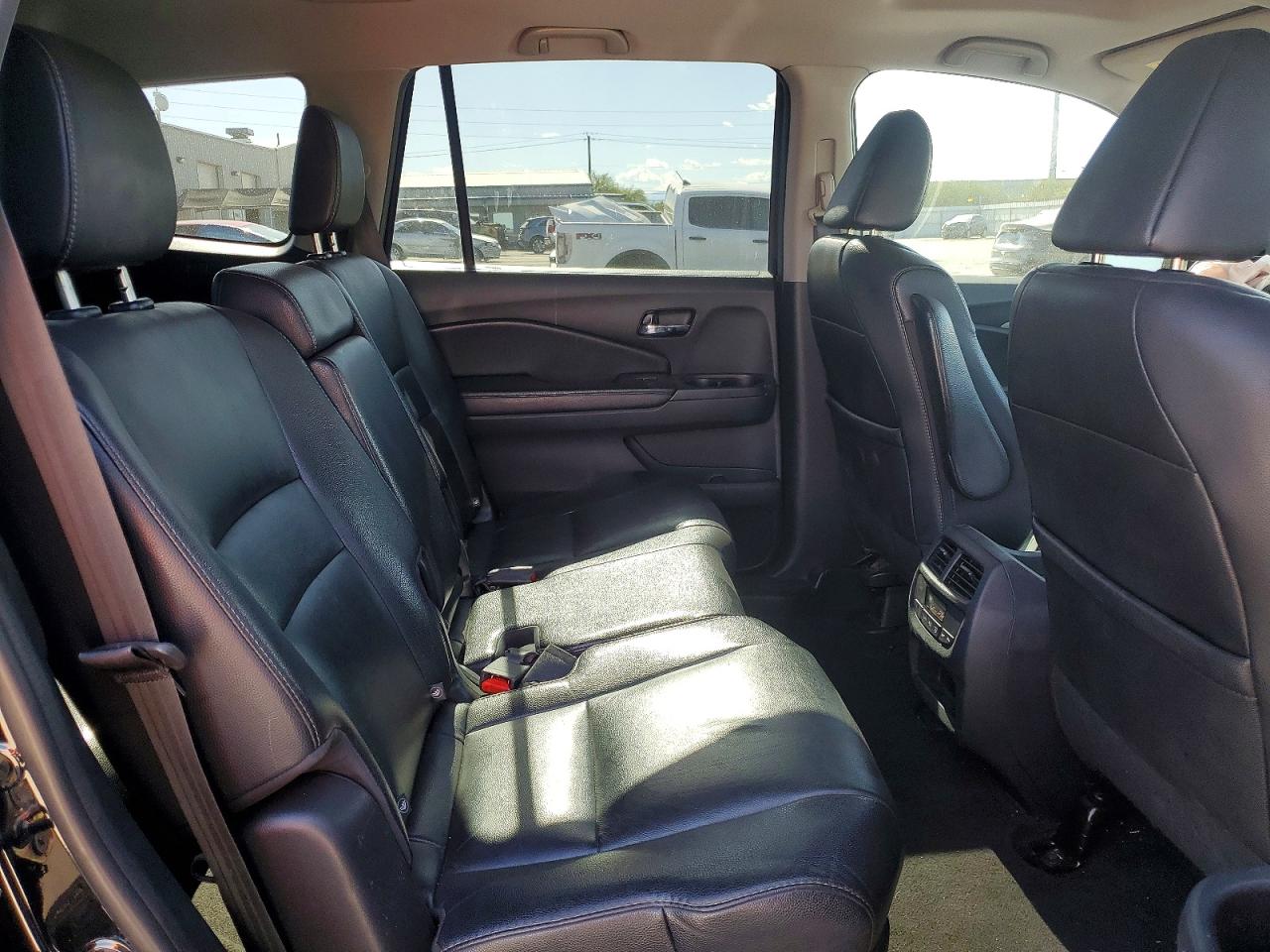 2017 HONDA PILOT